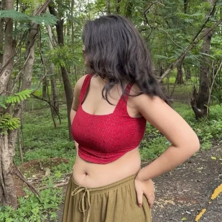 Viral WhatsApp Group Icon - Adult 18+ & Hot