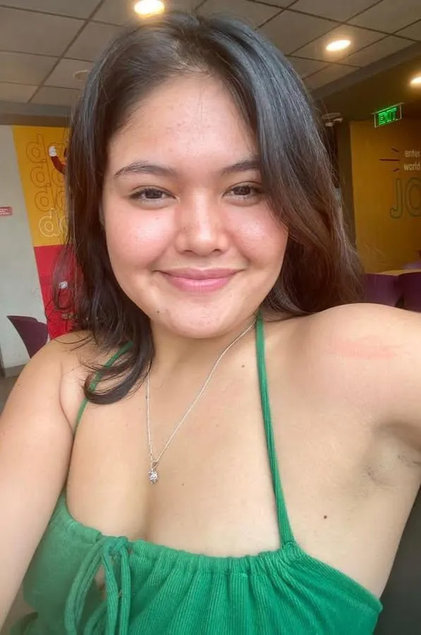ASUPAN V1D3O VIR3L TERBARU WhatsApp Group Icon - Adult 18+ & Hot