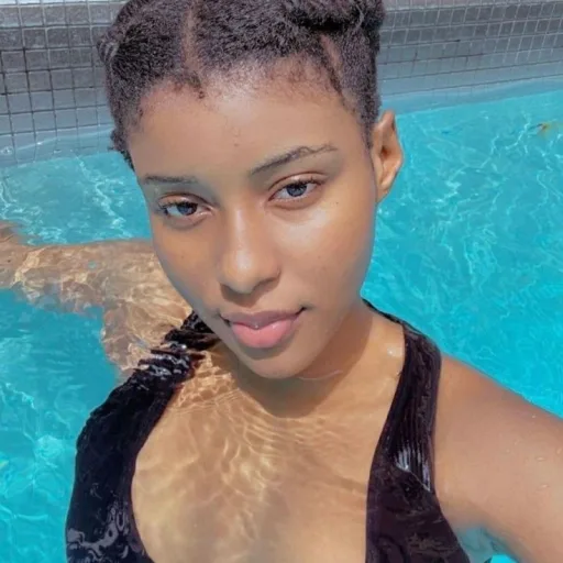 Dating/Flirting/Hookup 18+ Lagos vibes  WhatsApp Group Icon - Adult 18+ & Hot