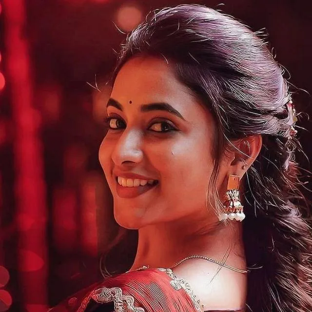 Priyanka Mohan WhatsApp Group Icon - Fan Club & Celebrities