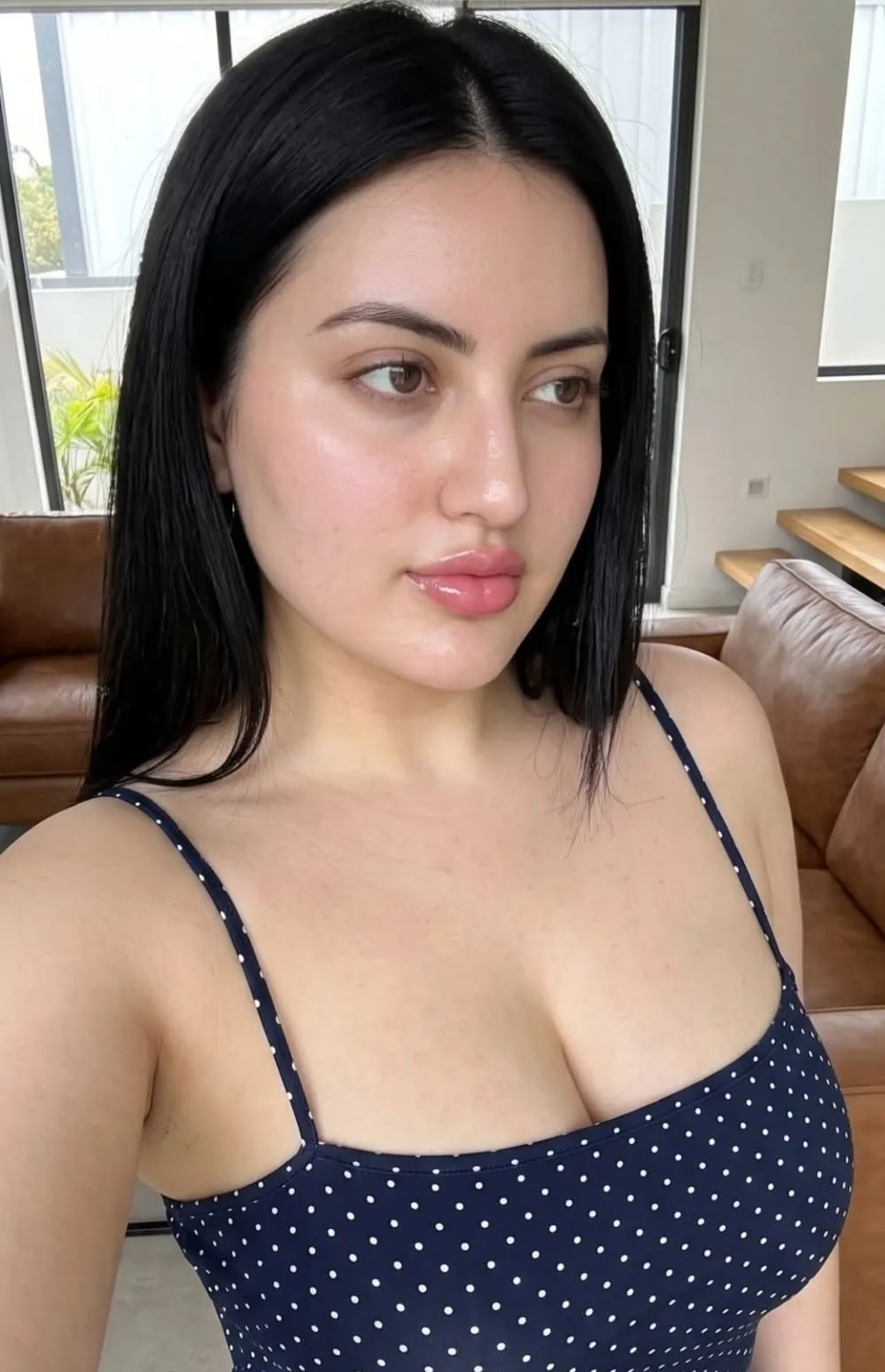 tamil aunty nudes WhatsApp Group Icon - Adult 18+ & Hot