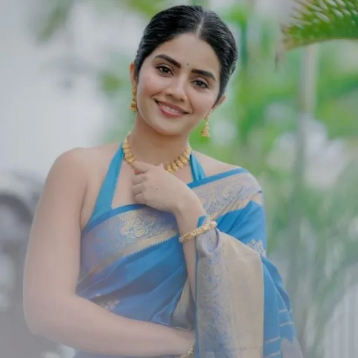 FRIENDS INDIA 🇮🇳 WhatsApp Group Icon - Love & Romance