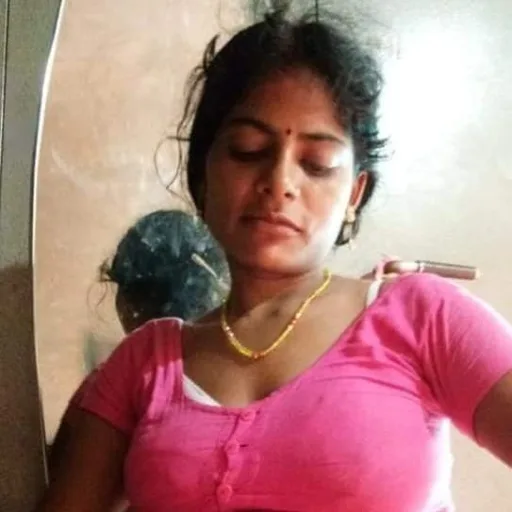 Bhabhi ki chudayi  WhatsApp Group Icon - Adult 18+ & Hot