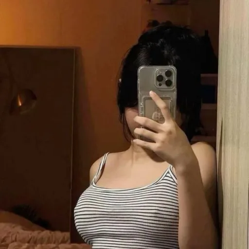 BERBAGI VIDEO TERBARU 2025 WhatsApp Group Icon - Adult 18+ & Hot