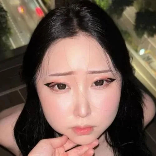 VIDEO VIRAL TERBARU WhatsApp Group Icon - Adult 18+ & Hot