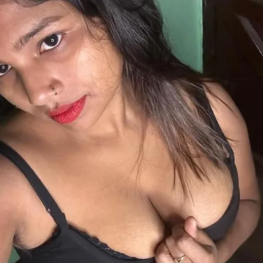Tamila genuine independent sexy aunty full open show real meet available WhatsApp Group Icon - Adult 18+ & Hot