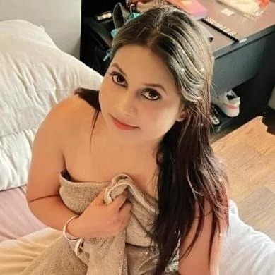 Boys 18+ WhatsApp Group Icon - Adult 18+ & Hot