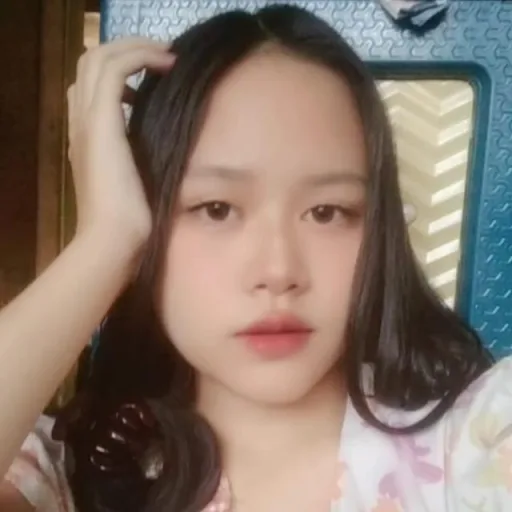 Only Girls💯 WhatsApp Group Icon - Dating & Flirting