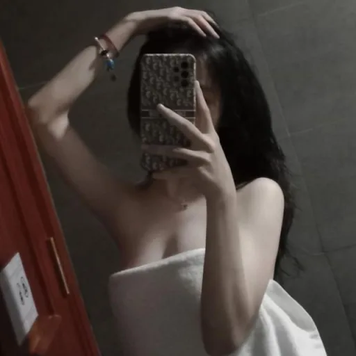 GB OPEN VCS MAYAxSINTA WhatsApp Group Icon - Adult 18+ & Hot