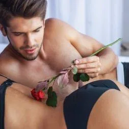 Romantic chat  WhatsApp Group Icon - Adult 18+ & Hot