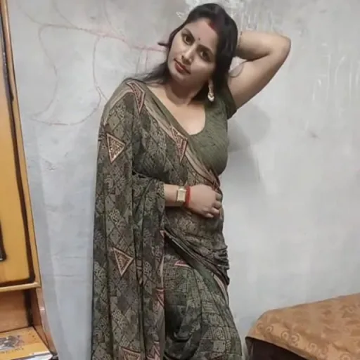 Best Friends 2 WhatsApp Group Icon - Adult 18+ & Hot