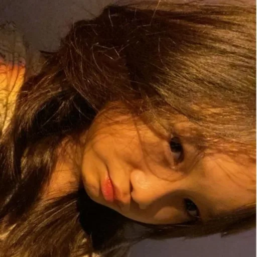 VIRAL ZAHRA WhatsApp Group Icon - Adult 18+ & Hot