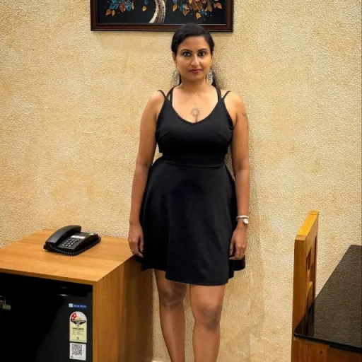 ആരതി ⚠️ WhatsApp Group Icon - Adult 18+ & Hot