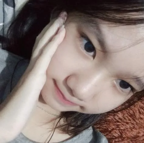 Vcs BY INTAN WhatsApp Group Icon - Adult 18+ & Hot