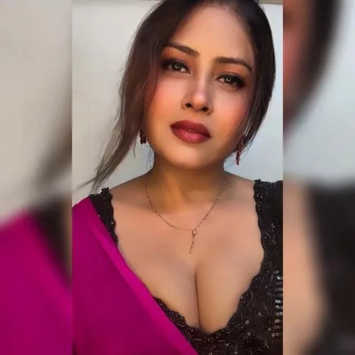 College girls leak videos  WhatsApp Group Icon - Adult 18+ & Hot