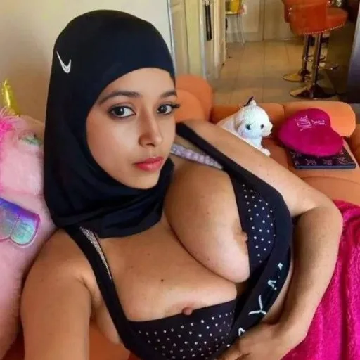 Pakistani Adda WhatsApp Group Icon - Adult 18+ & Hot