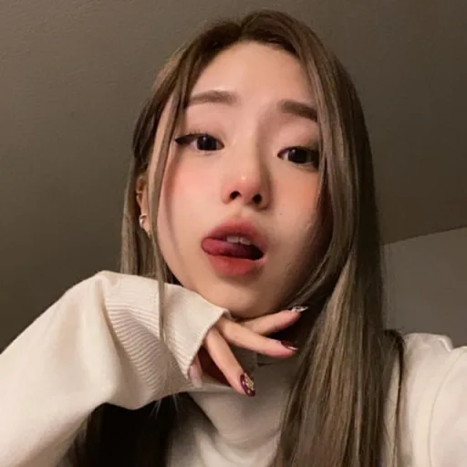 ✨ ᴋᴏʀᴇᴀɴ ɢɪʀʟꜱ WhatsApp Group Icon - Adult 18+ & Hot