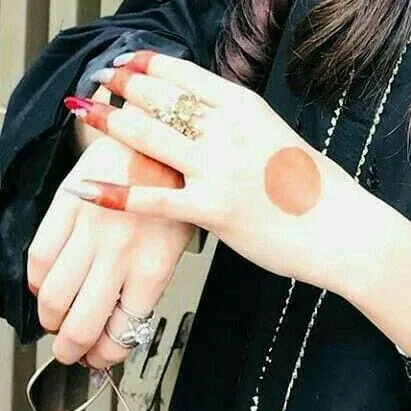 Video Call Girl WhatsApp Group Icon - Adult 18+ & Hot
