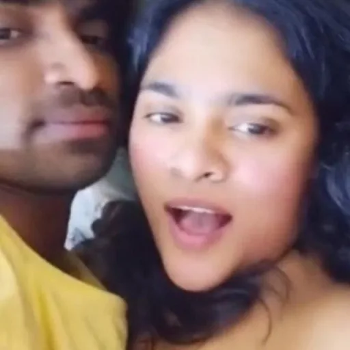Desi Viraal WhatsApp Group Icon - Adult 18+ & Hot