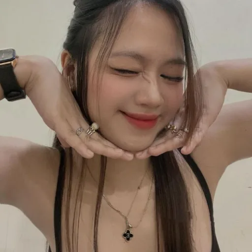 groupsor girl WhatsApp Group Icon - Adult 18+ & Hot