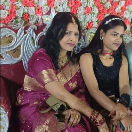 Viral MMS Video (XXX Video) WhatsApp Group Icon - Adult 18+ & Hot