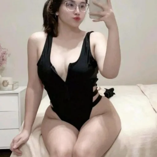 Groupsor Girl WhatsApp Group Icon - Adult 18+ & Hot